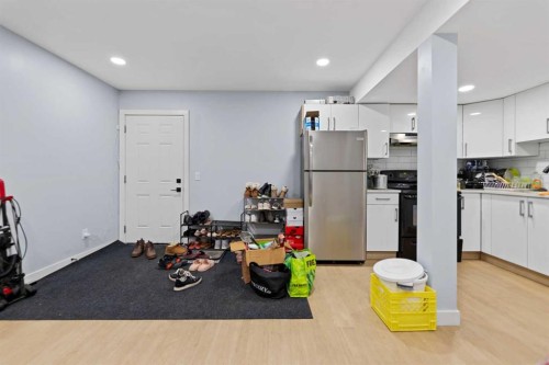 102 Martin Crossing Grove Ne, Calgary, AB - Indoor