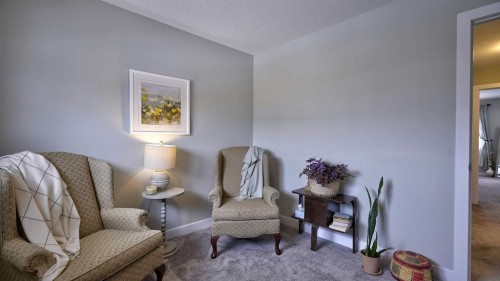 135 Reunion Loop Nw, Airdrie, AB - Indoor Photo Showing Laundry Room