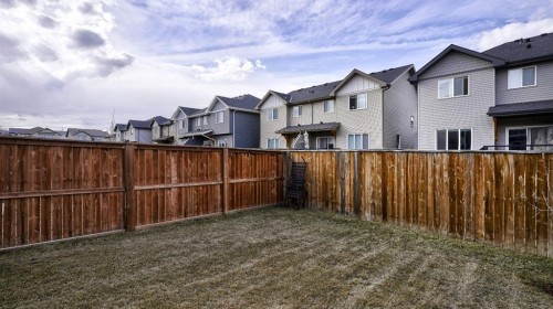 135 Reunion Loop Nw, Airdrie, AB - Outdoor With Exterior
