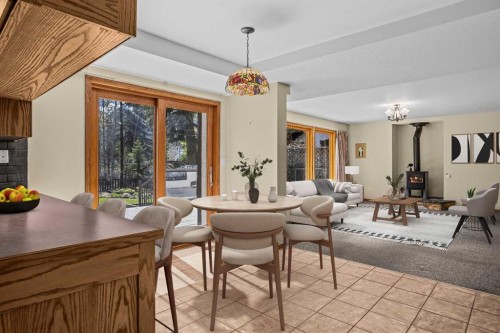 933 15Th Street, Canmore, AB - Indoor Photo Showing Dining Room