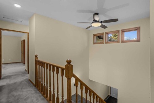 933 15Th Street, Canmore, AB - Indoor Photo Showing Other Room