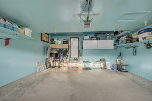 550 Copperfield Boulevard Se, Calgary, AB - Indoor Photo Showing Other Room