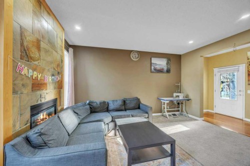 550 Copperfield Boulevard Se, Calgary, AB - Indoor