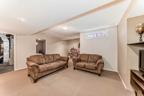 8535 33 Avenue Nw, Calgary, AB - Indoor