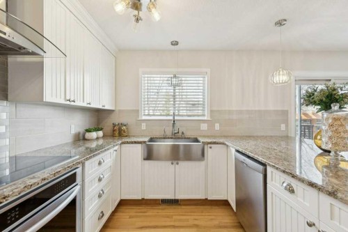 232 Oakmere Place, Chestermere, AB - Indoor Photo Showing Kitchen With Stainless Steel Kitchen With Upgraded Kitchen