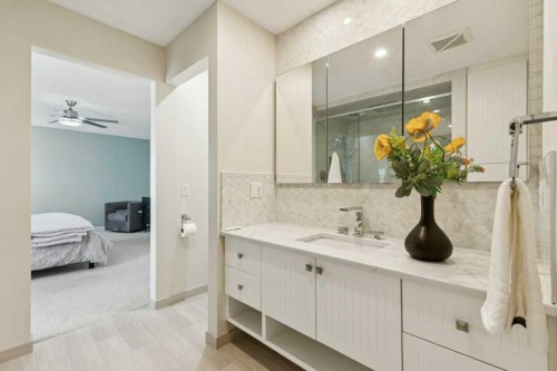 232 Oakmere Place, Chestermere, AB - Indoor Photo Showing Bathroom