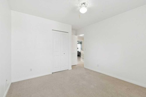 232 Oakmere Place, Chestermere, AB - Indoor Photo Showing Other Room