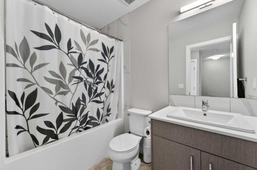 4 Cornerstone Manor Ne, Calgary, AB - Indoor Photo Showing Bathroom