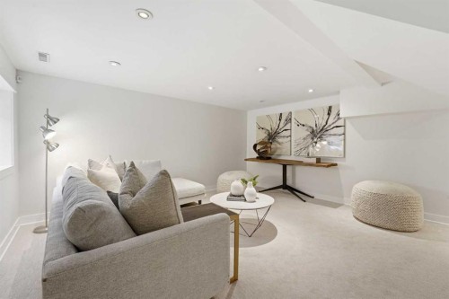 2623 Glenmount Drive Sw, Calgary, AB - Indoor