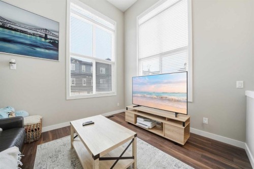 43 Sage Bluff Circle Nw, Calgary, AB - Indoor