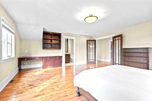 1428 2A Street Nw, Calgary, AB - Indoor Photo Showing Bedroom