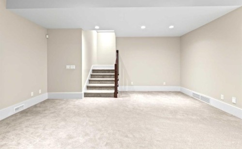 1428 2A Street Nw, Calgary, AB - Indoor Photo Showing Other Room