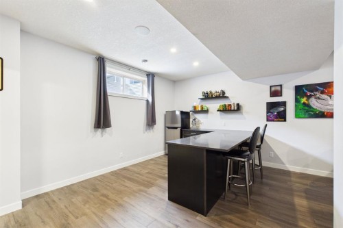 29 Evansglen Place Nw, Calgary, AB - Indoor