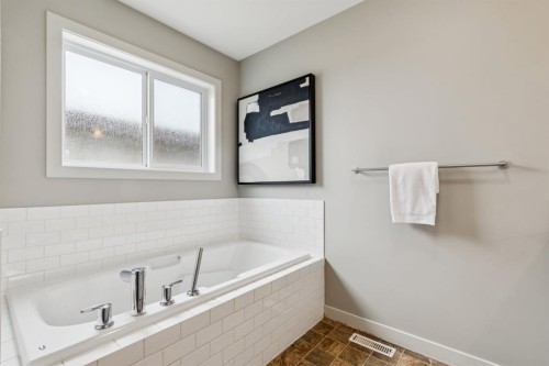 63 Copperstone Drive Se, Calgary, AB - Indoor Photo Showing Bathroom