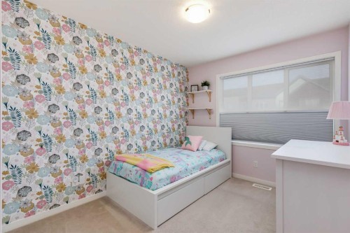 20 Copperpond Rise Se, Calgary, AB - Indoor Photo Showing Bedroom