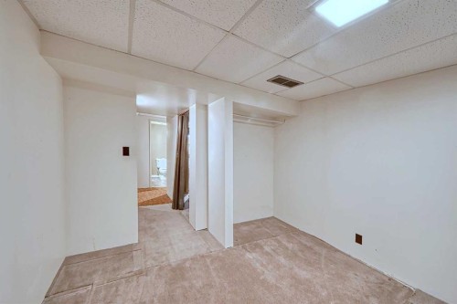 616 Dalmeny Hill Nw, Calgary, AB - Indoor Photo Showing Other Room