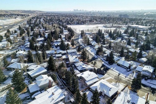 616 Dalmeny Hill Nw, Calgary, AB - Outdoor With View