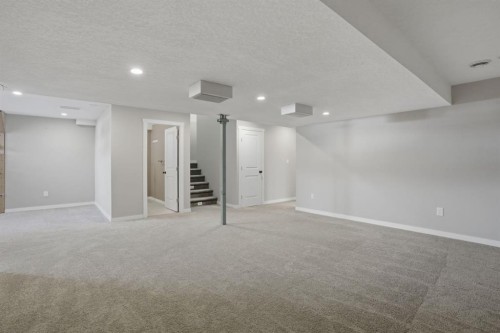 595 Panamount Boulevard Nw, Calgary, AB - Indoor