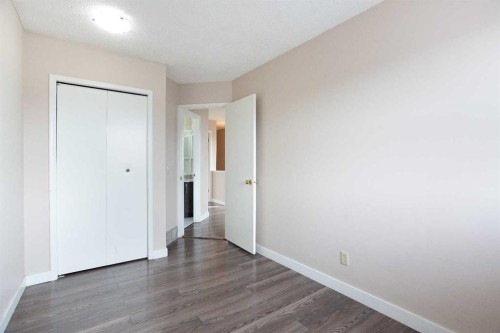 17 Martindale Drive Ne, Calgary, AB - Indoor Photo Showing Other Room