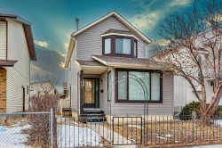 17 Martindale Drive NE Calgary, AB T3J 2V7