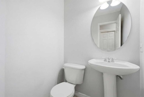 1076 Cranston Drive Se, Calgary, AB - Indoor Photo Showing Bathroom