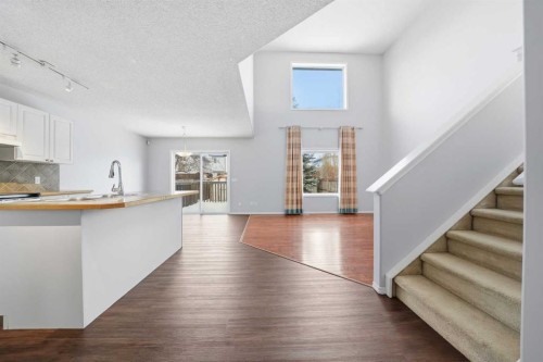 1076 Cranston Drive Se, Calgary, AB - Indoor Photo Showing Other Room