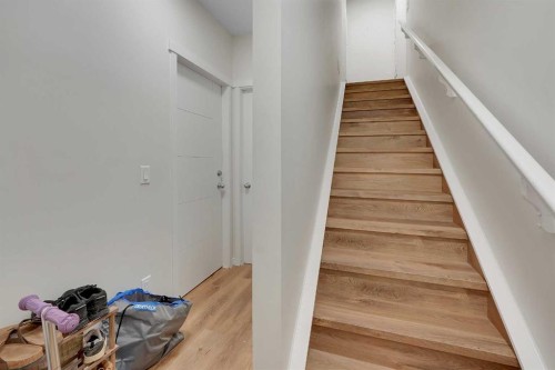 84 Magnolia Common Se, Calgary, AB - Indoor Photo Showing Other Room