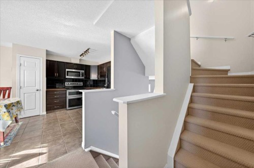 99 Copperfield Court Se, Calgary, AB - Indoor