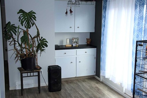 52 Fallingworth Court, Calgary, AB - Indoor Photo Showing Other Room