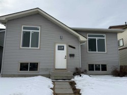 6463 68 Street NE Calgary, AB T3J 2H7