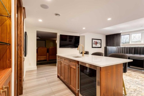 623 Madison Avenue Sw, Calgary, AB - Indoor