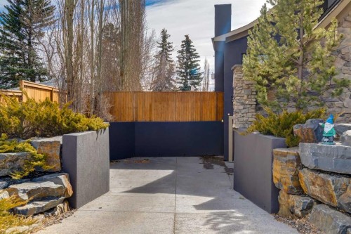 623 Madison Avenue Sw, Calgary, AB - Outdoor