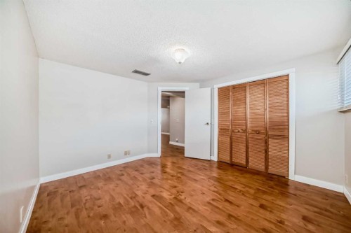 72 Whitehaven Road Ne, Calgary, AB - Indoor Photo Showing Other Room