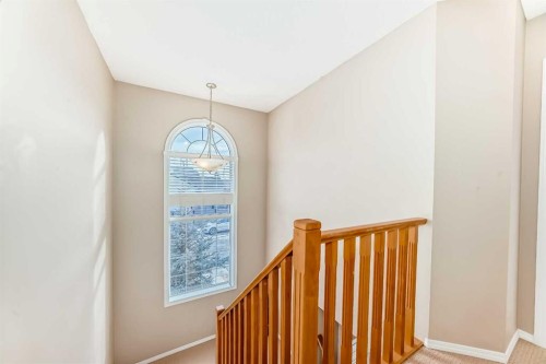 136 Everglen Road Sw, Calgary, AB - Indoor Photo Showing Other Room