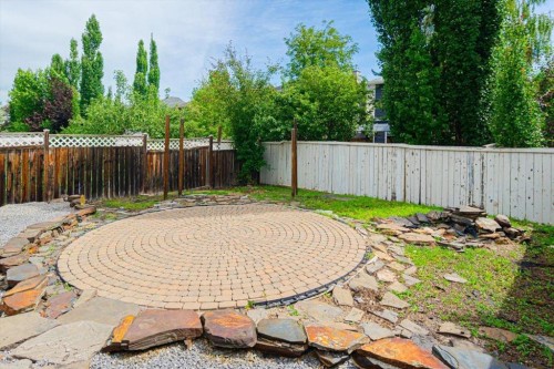 274 Bridleridge Way Sw, Calgary, AB 