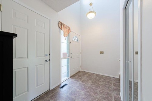 274 Bridleridge Way Sw, Calgary, AB 