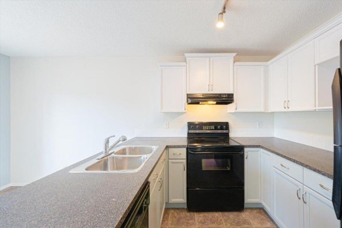 274 Bridleridge Way Sw, Calgary, AB 