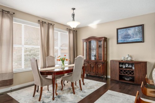596 Everbrook Way Sw, Calgary, AB - Indoor Photo Showing Dining Room