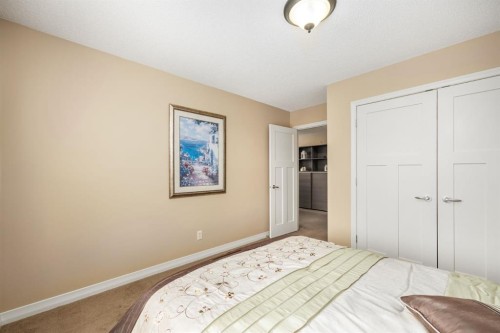 596 Everbrook Way Sw, Calgary, AB - Indoor Photo Showing Bedroom