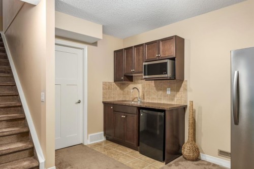 596 Everbrook Way Sw, Calgary, AB - Indoor