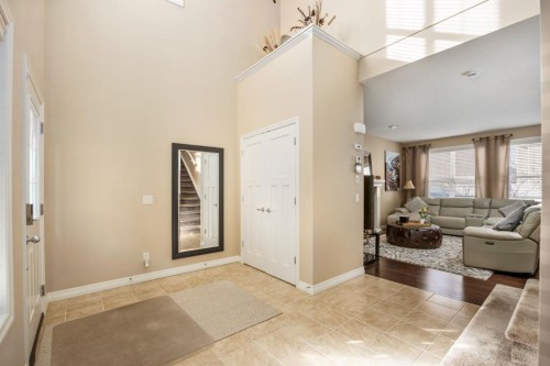 596 Everbrook Way Sw, Calgary, AB - Indoor