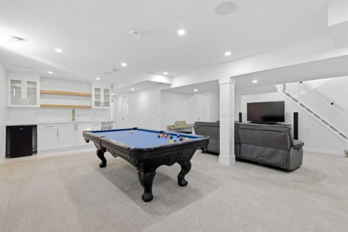 428 Queen Anne Way Se, Calgary, AB - Indoor Photo Showing Other Room