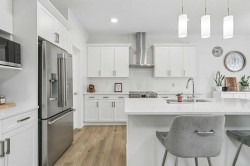 58 Saddlebred Place  Cochrane, AB T4C 3E7