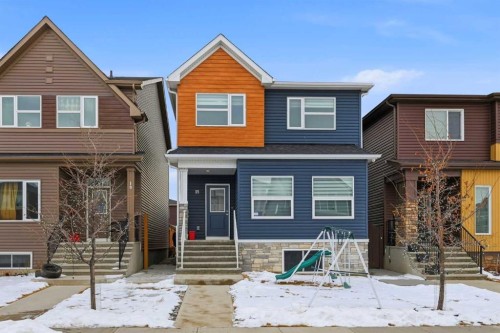 15 Corner Meadows Common Ne, Calgary, AB - Outdoor With Facade