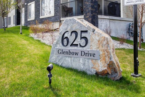 1108-625 Glenbow Drive  Cochrane, AB T4C 0S7