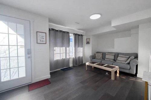 292 Rainbow Falls Drive, Chestermere, AB - Indoor Photo Showing Other Room