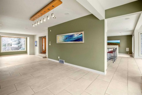 16 Stratton Place Sw, Calgary, AB - Indoor Photo Showing Other Room