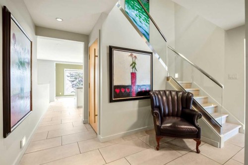 16 Stratton Place Sw, Calgary, AB - Indoor Photo Showing Other Room