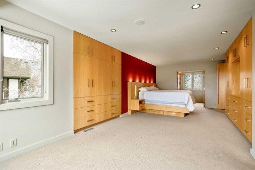 16 Stratton Place Sw, Calgary, AB - Indoor Photo Showing Bedroom