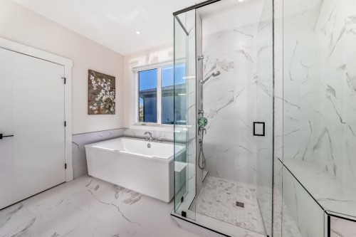 76 Rock Lake View Nw, Calgary, AB - Indoor Photo Showing Bathroom